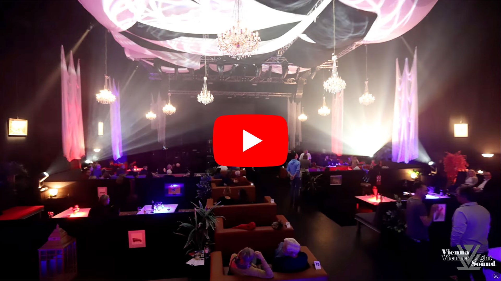 Studio Lounge Trailer